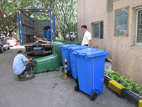 新增塑料分類垃圾桶！牛市東西路“美顏”